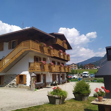 Residence Marmolada Rocca Pietore Buitenkant foto
