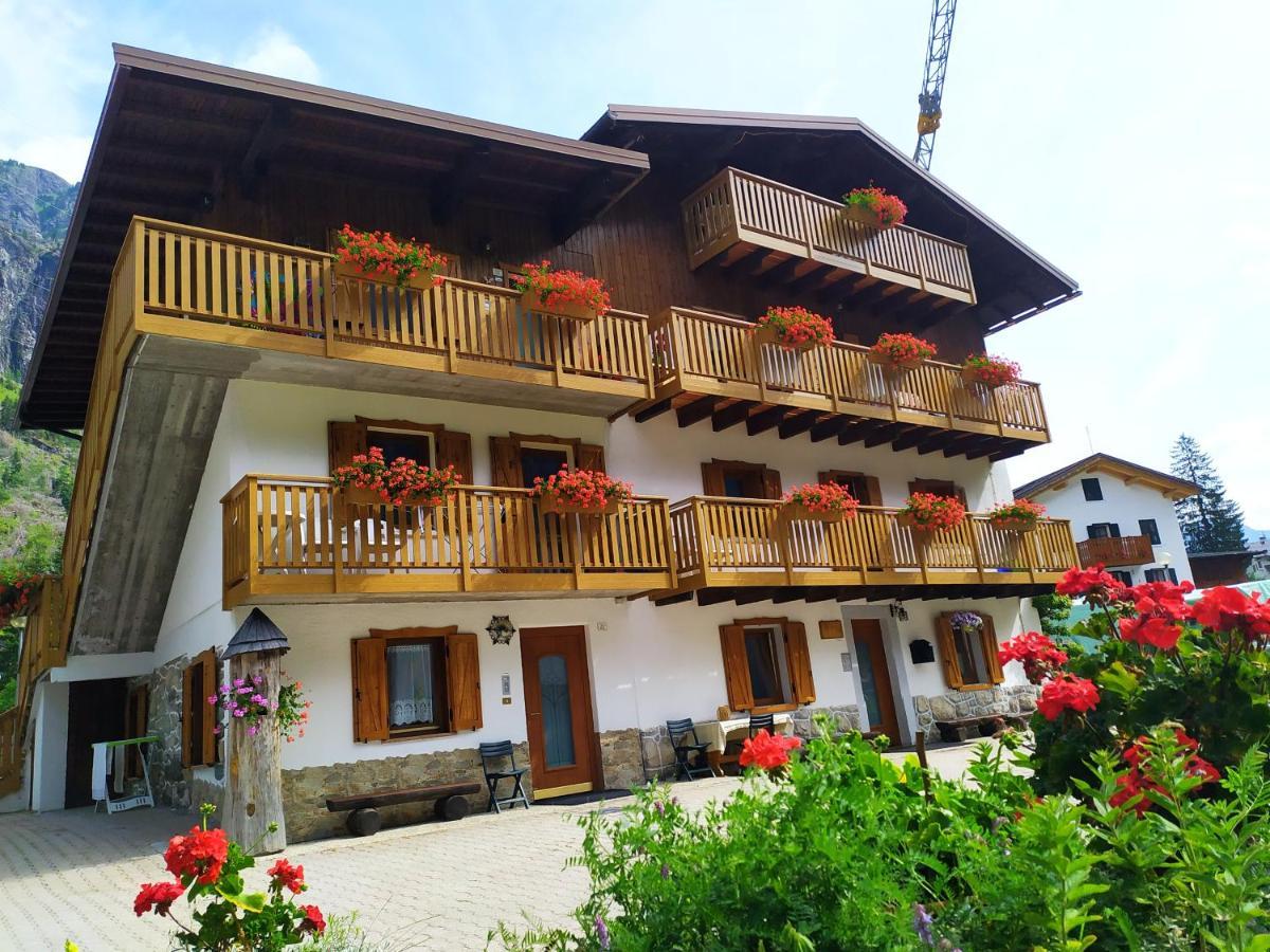 Residence Marmolada Rocca Pietore Buitenkant foto