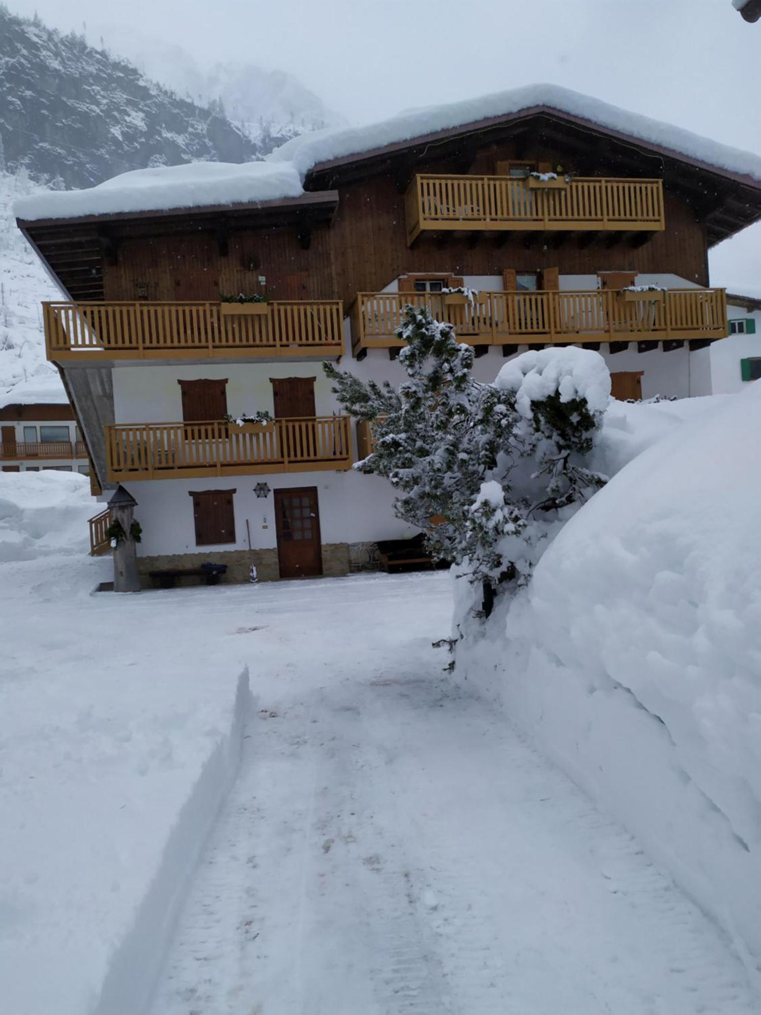 Residence Marmolada Rocca Pietore Buitenkant foto